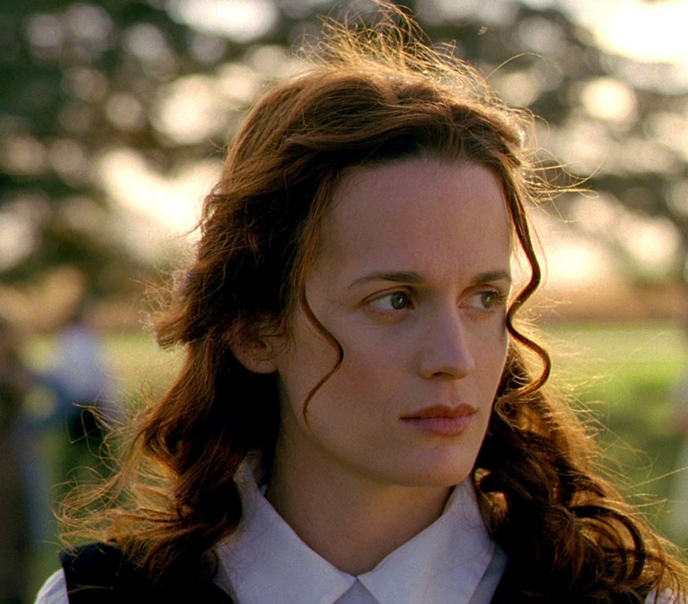 Elizabeth Reaser